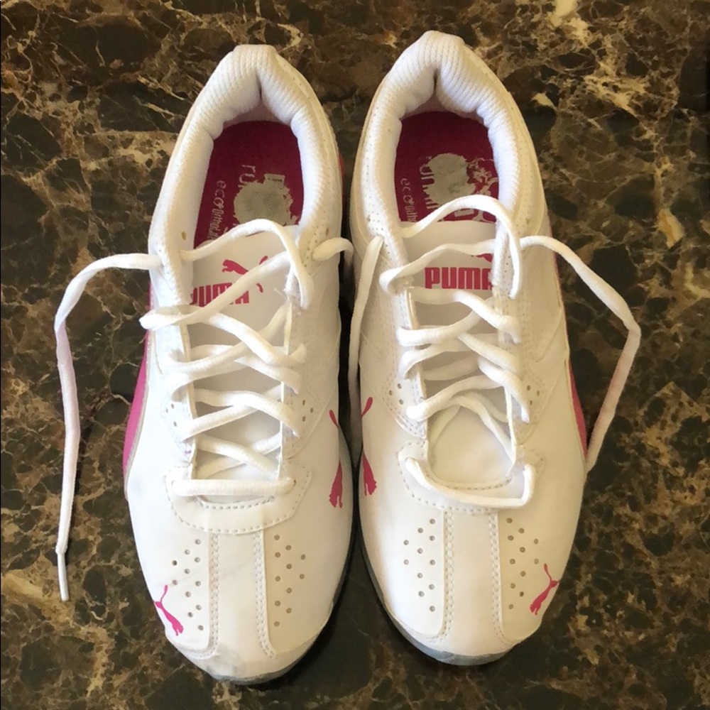 Puma shoes women